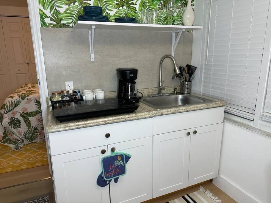 דירות Sleeps 3, Casa Tropical In מיאמי מראה חיצוני תמונה